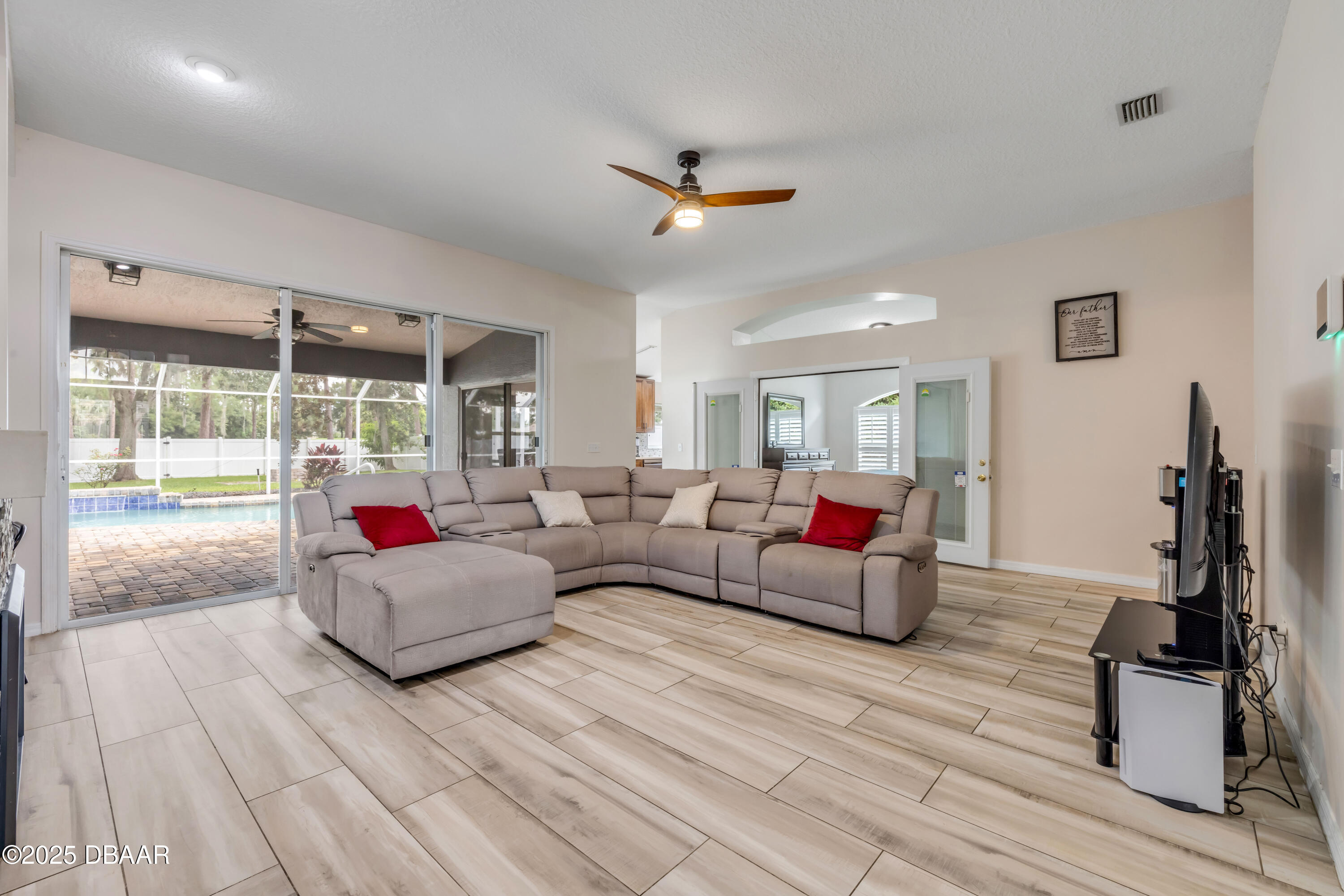 1773 Arash Circle