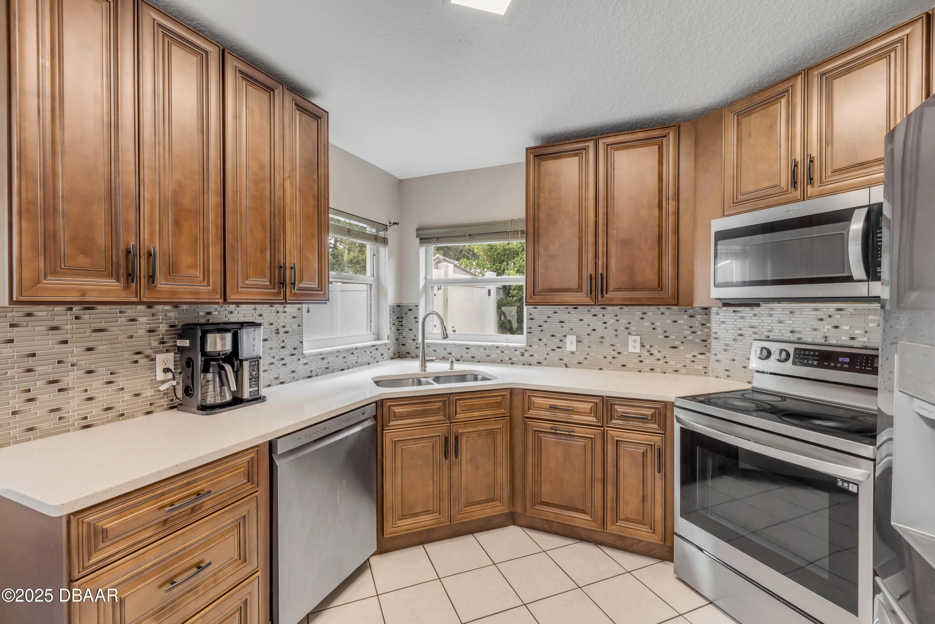 1773 Arash Circle