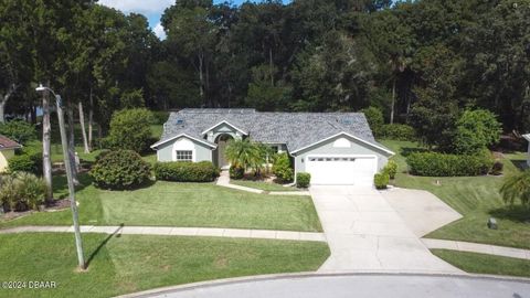 A home in South Daytona