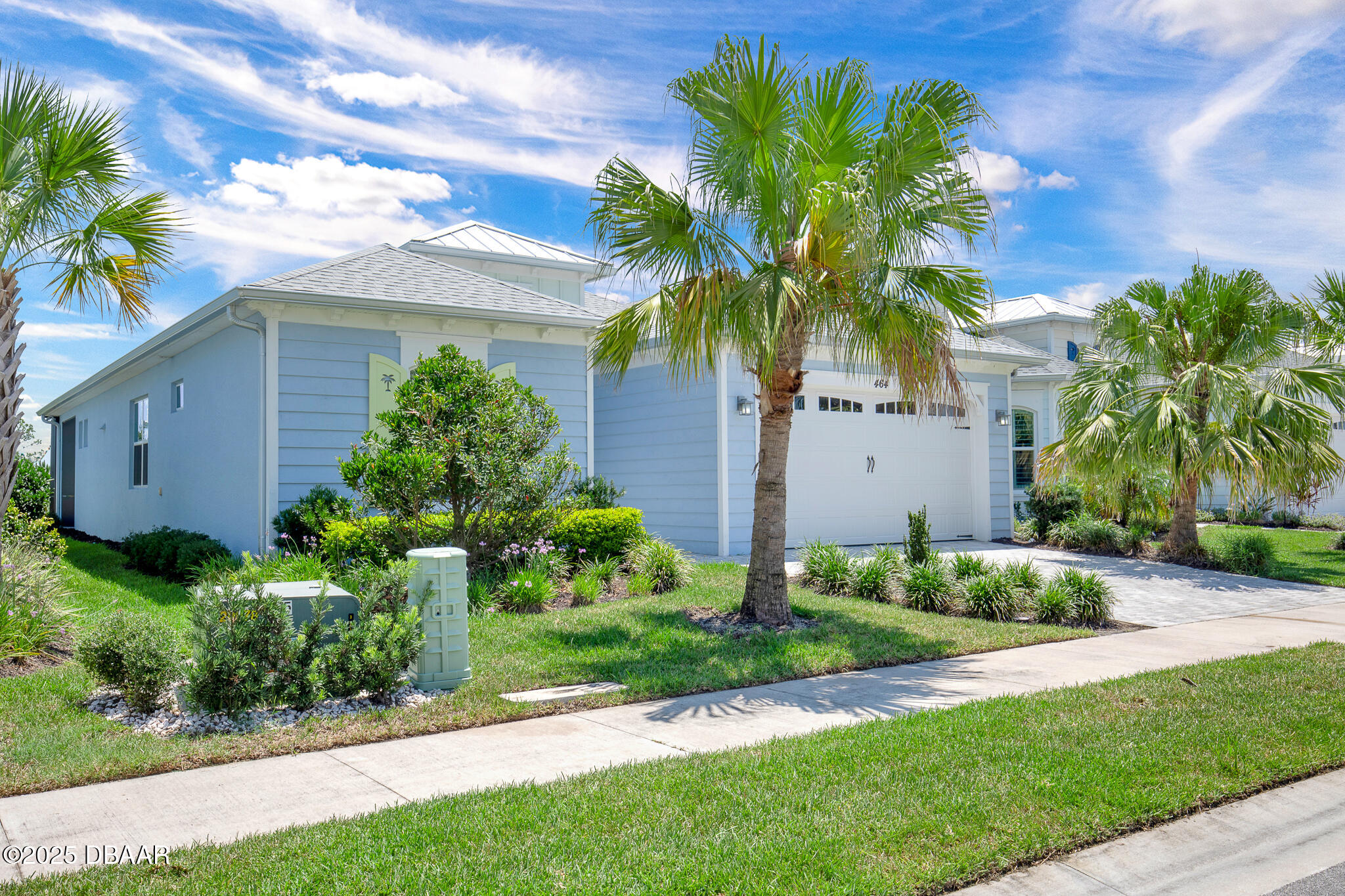 464 Tropics Avenue