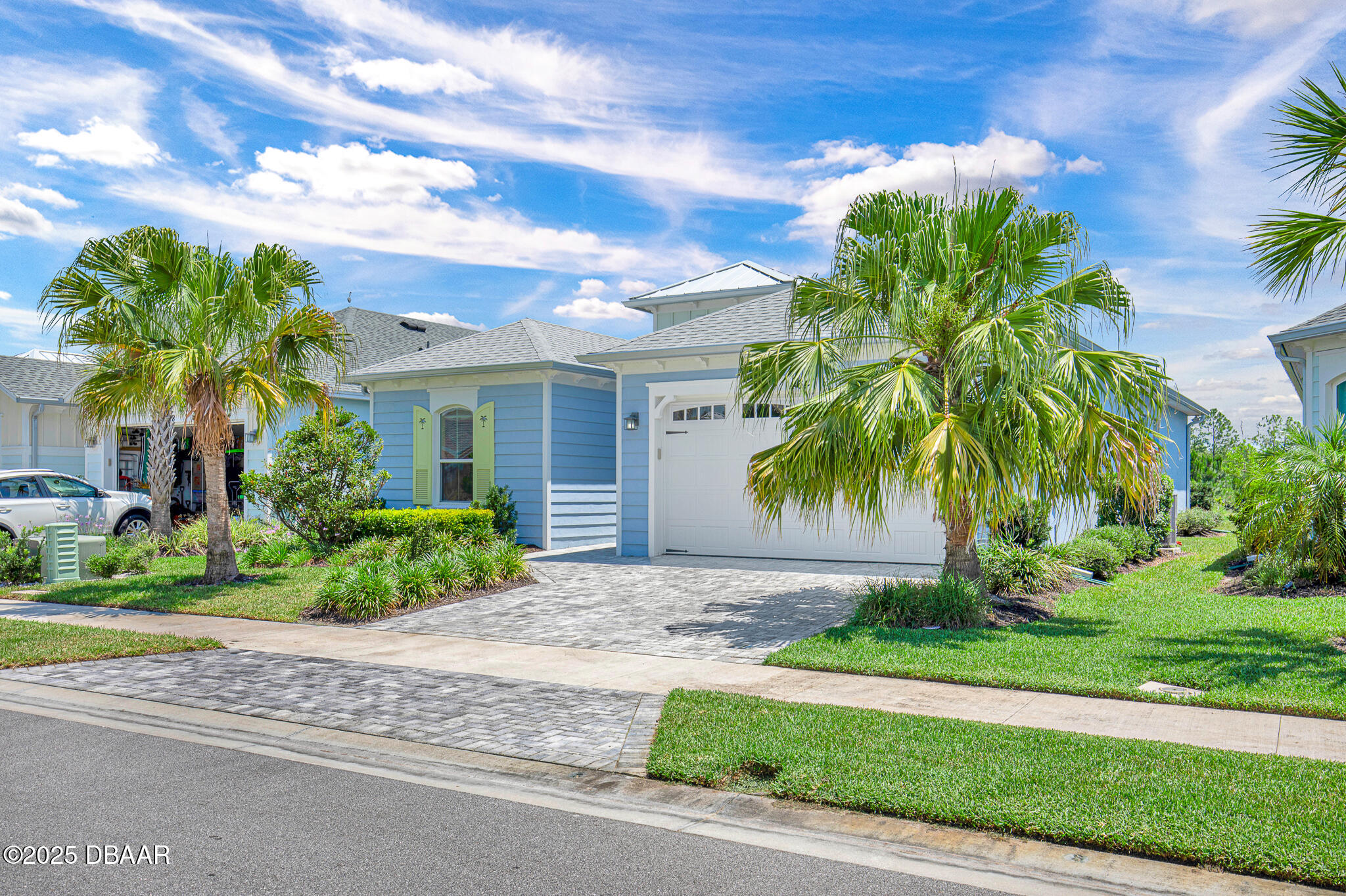464 Tropics Avenue