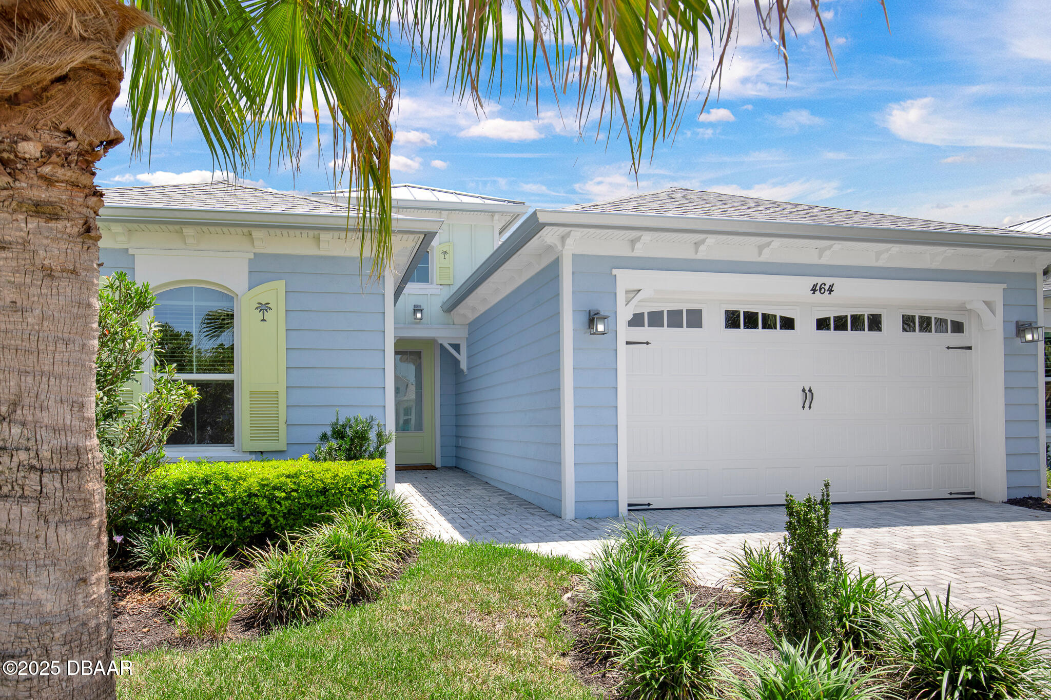 464 Tropics Avenue