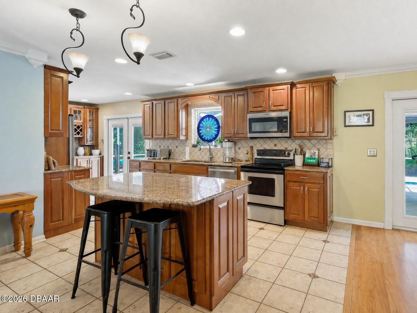 3 Larisa Terrace