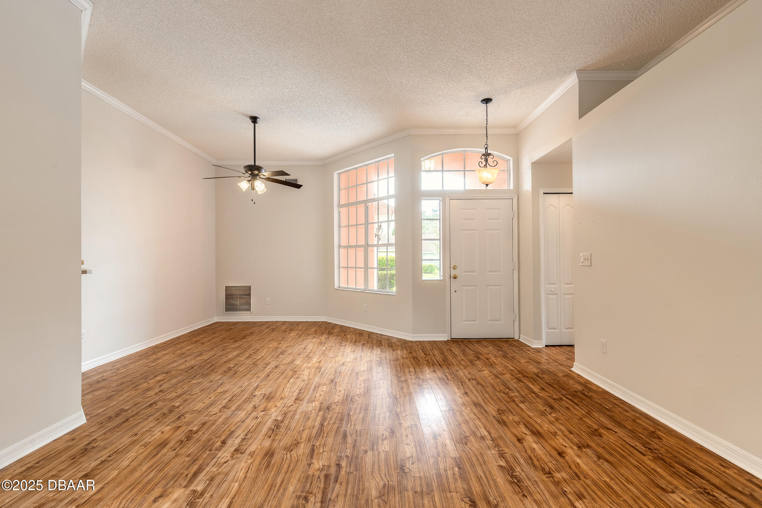 19 Meadow Ridge View