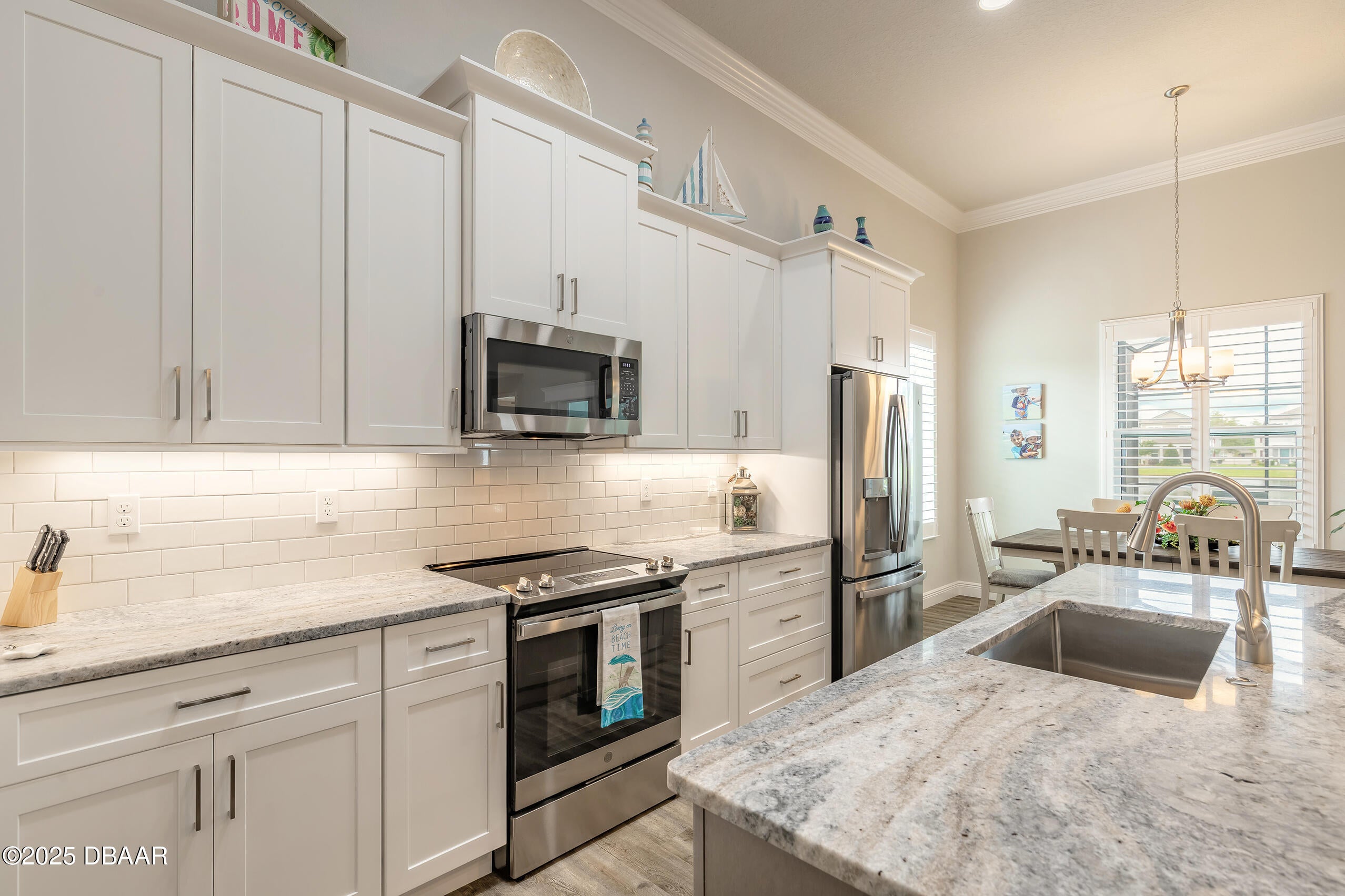 352 Venetian Palms Boulevard