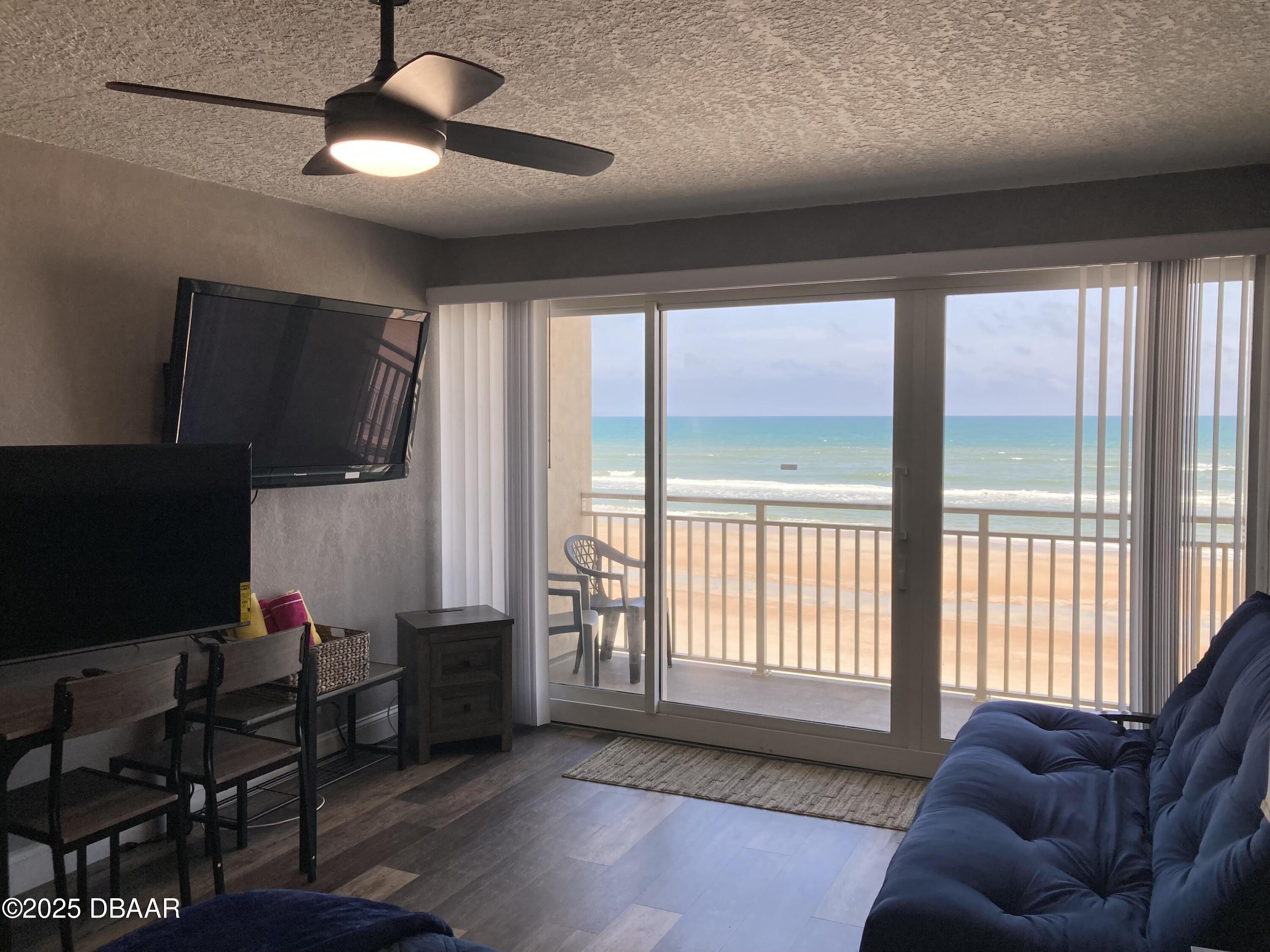 219 S ATLANTIC Avenue 312
