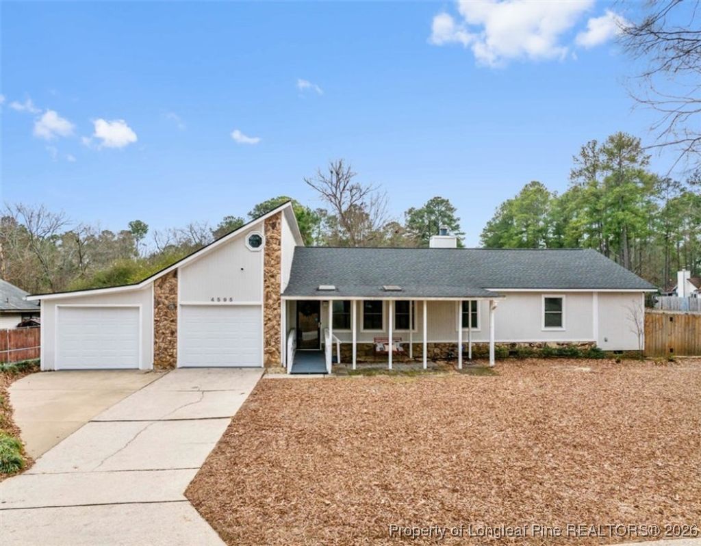 Photo of 4595 Ferncreek Drive, Fayetteville, NC 28314 (MLS # 755336)
