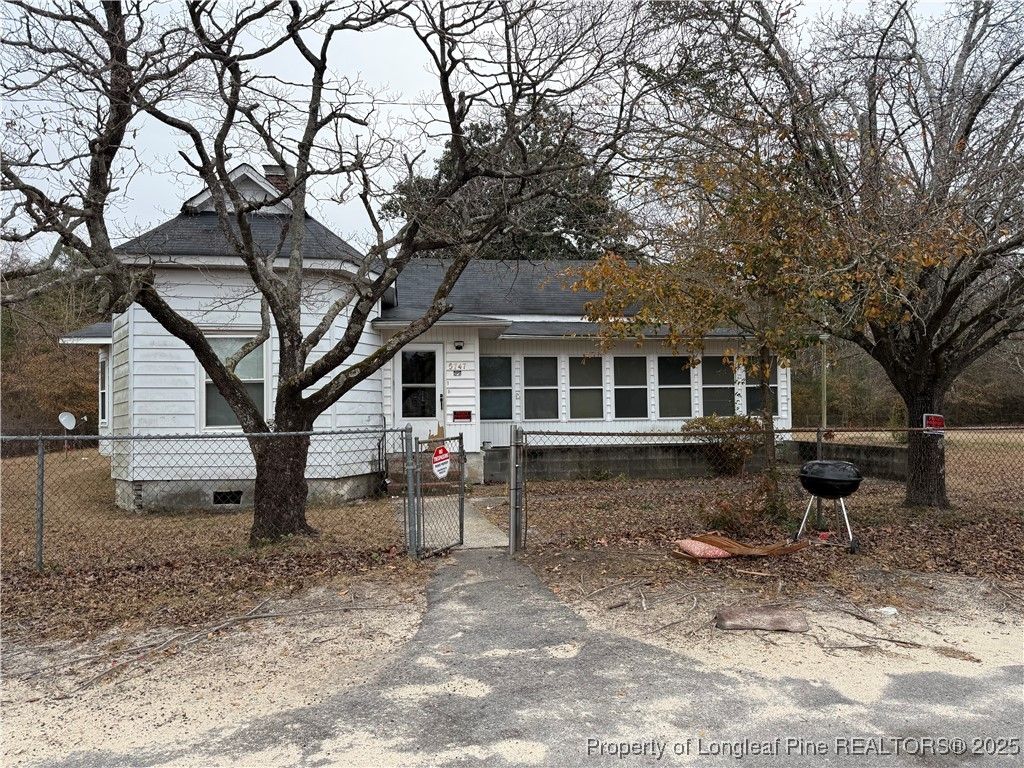 Photo of 5747 Medicus Lane, Hope Mills, NC 28348 (MLS # 755029)