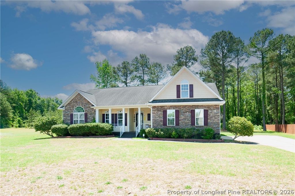 Photo of 1630 Pristine Lane, Hope Mills, NC 28348 (MLS # 762035)