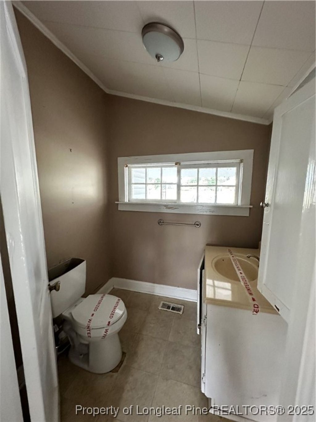 Photo of 301 S Main Street, Salemburg, NC 28355 (MLS # 751701)