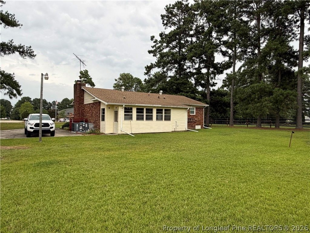 Photo of 672 E Palmer Road, Raeford, NC 28376 (MLS # 766634)
