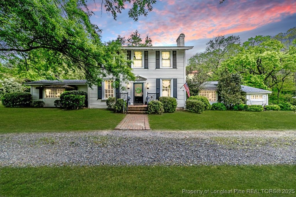 Photo of 2007 Windmill Drive, Sanford, NC 27330 (MLS # 741409)