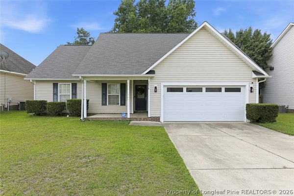 2616 GRESSITT POINT LN, FAYETTEVILLE, NC 28306 - Image 0359082adf6db0e2758cea4f34e8bbbd/469663096