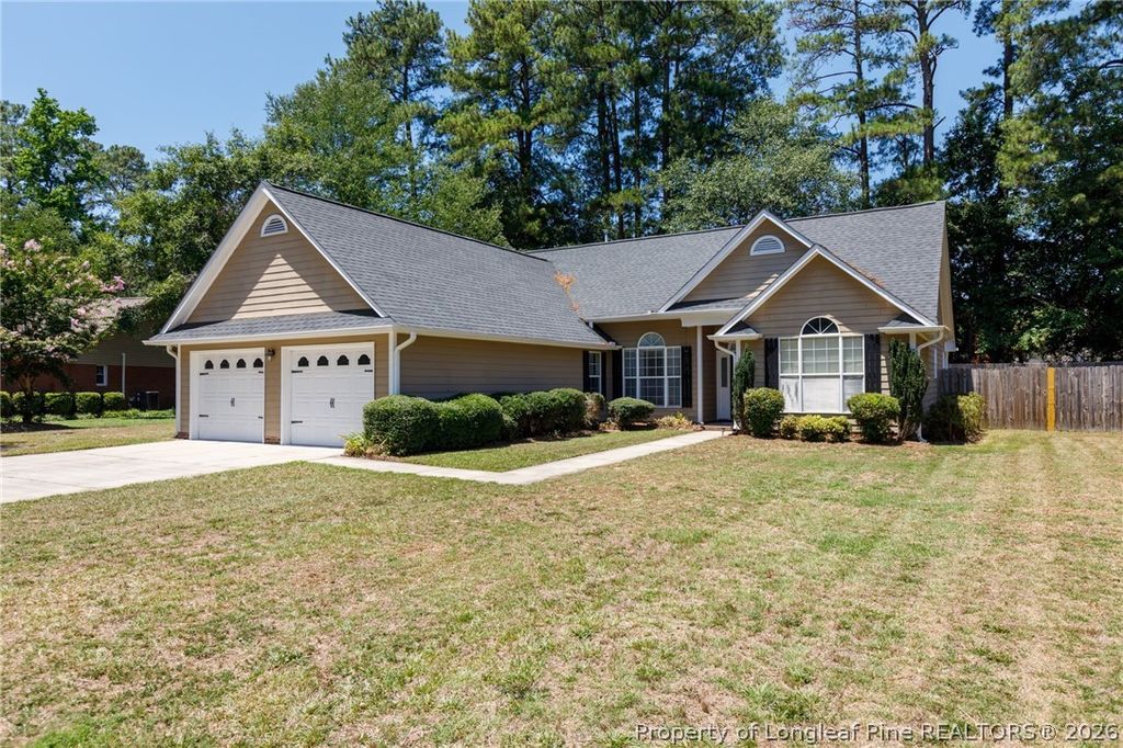 Photo of 2528 Lull Water Drive, Fayetteville, NC 28306 (MLS # 765322)