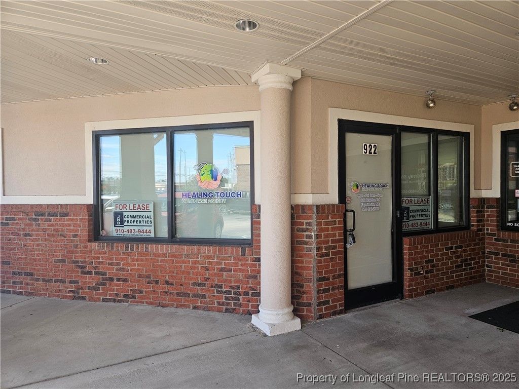 Photo of 922 Brighton Road, Fayetteville, NC 28314 (MLS # 752284)
