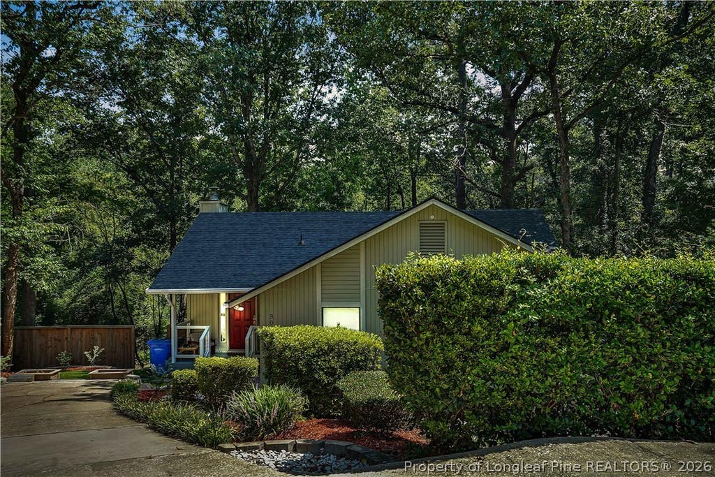 Photo of 304 Whipple Tree Lane, Fayetteville, NC 28314 (MLS # 768334)
