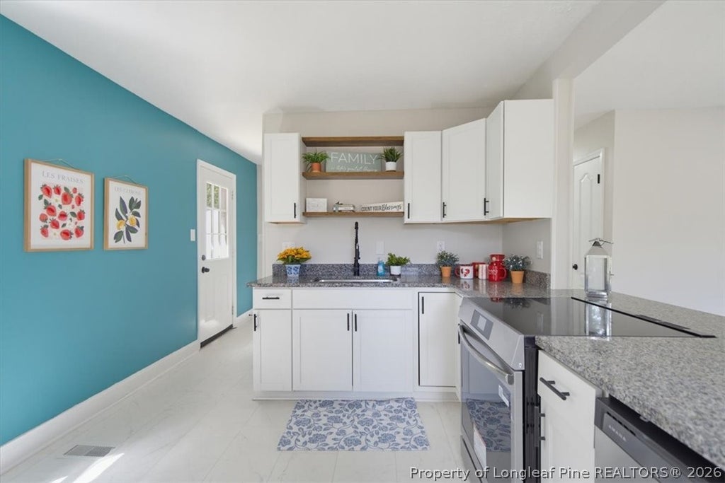 Photo of 428 Perth Street, Fayetteville, NC 28314 (MLS # 769542)
