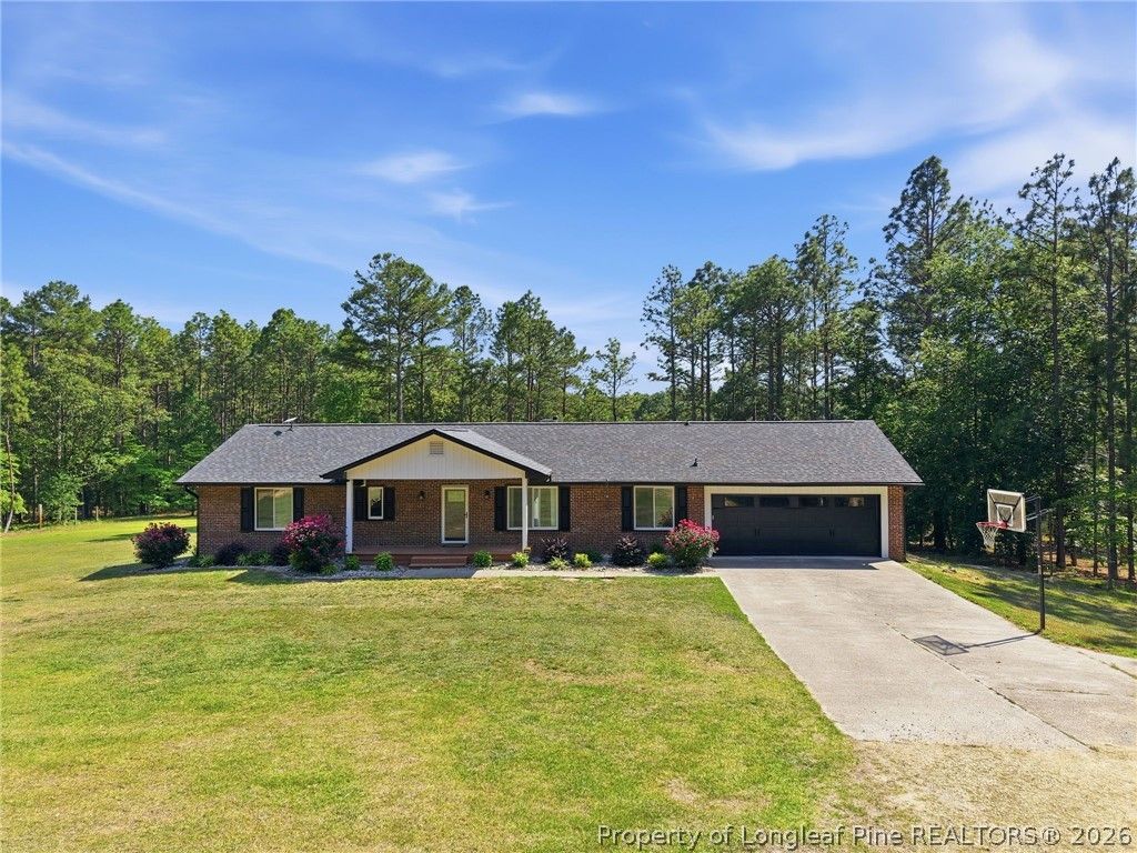 Photo of 7710 Lake View Street, Fayetteville, NC 28311 (MLS # 764361)