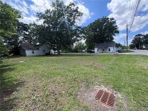 Tiny photo for 162 Coleman Street, Lumberton, NC 28358 (MLS # 762686)