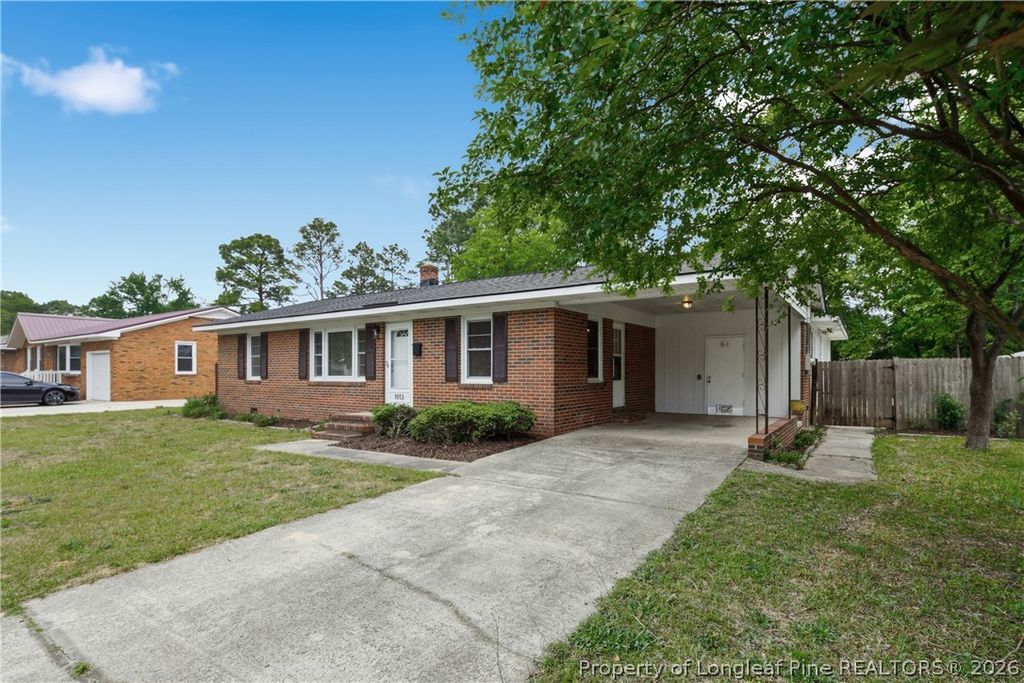 Photo of 1913 Wayne Lane, Fayetteville, NC 28304 (MLS # 761487)