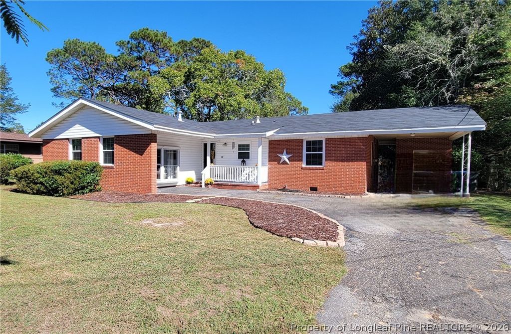 Photo of 1911 Wendover Drive, Fayetteville, NC 28304 (MLS # 757745)