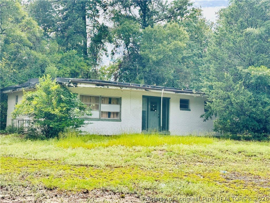 Photo of 1130 W New Hampshire Avenue, Southern Pines, NC 28387 (MLS # 767419)