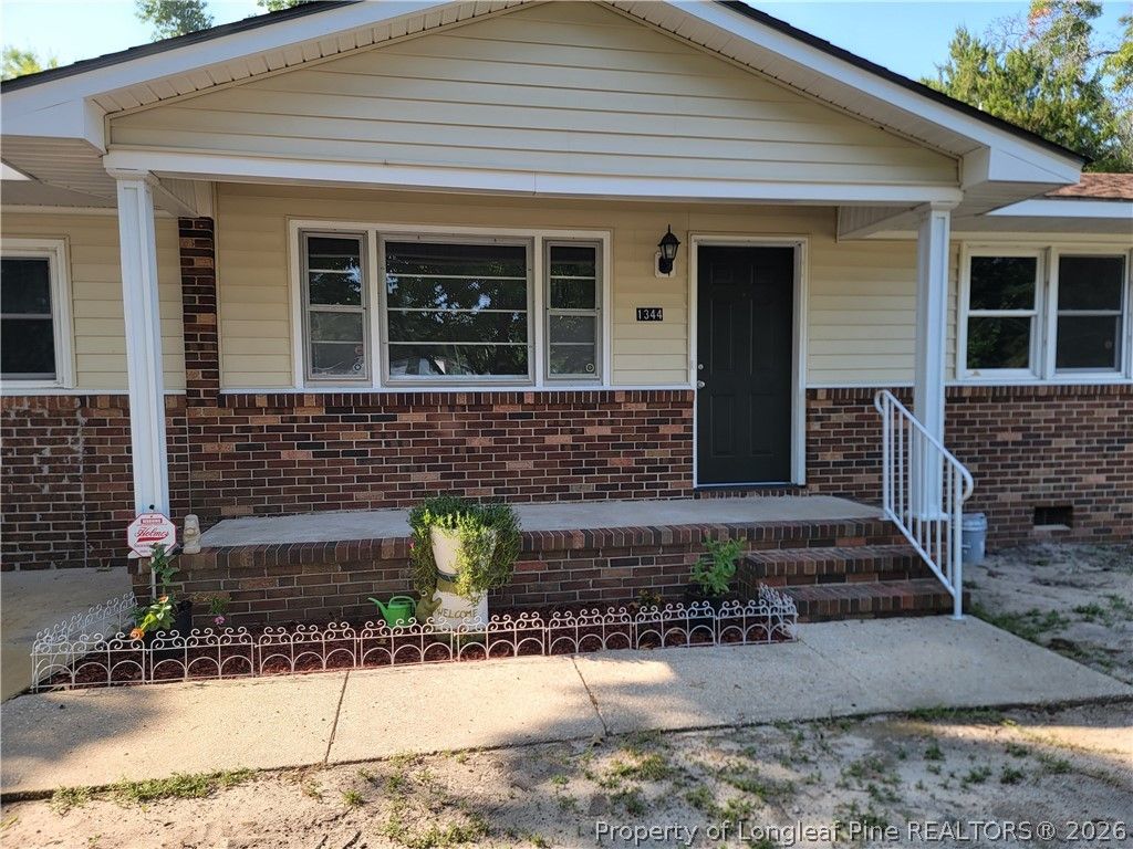 Photo of 1344 SHAW Road, Fayetteville, NC 28311 (MLS # 766366)
