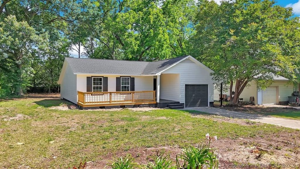 Photo of 6416 Winter Park Drive, Fayetteville, NC 28304 (MLS # 762972)