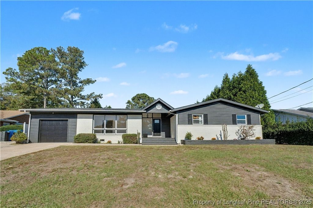 Photo of 313 Andover Road, Fayetteville, NC 28311 (MLS # 751956)