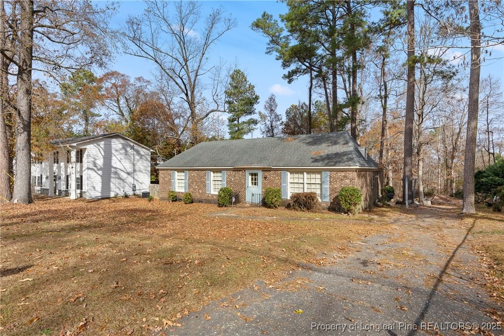 Photo of 744 Buena Vista Drive, Fayetteville, NC 28311 (MLS # 754051)
