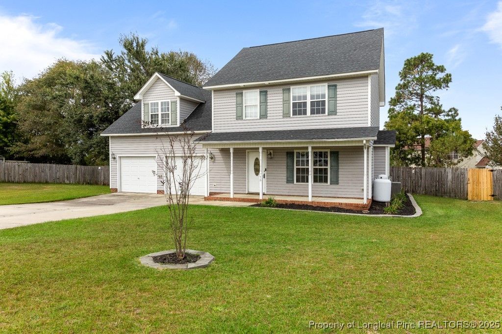 Photo of 76 Lansing Court W, Sanford, NC 27332 (MLS # 751854)