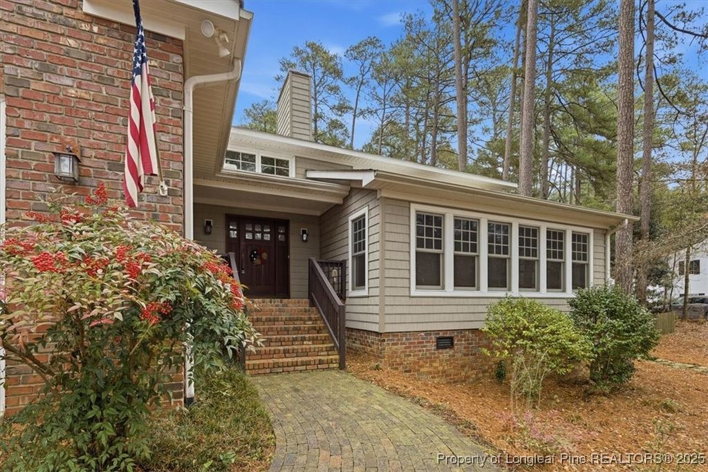 Photo of 575 S Valley Road, Southern Pines, NC 28387 (MLS # 754467)