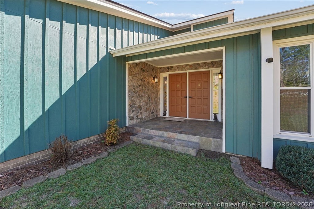 Photo of 10 Blue Heron Court, Sanford, NC 27332 (MLS # 771335)