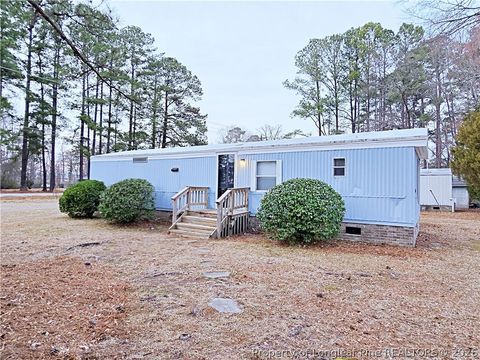 Photo of 826 Rembrandt Drive, Fayetteville, NC 28314 (MLS # 758348)