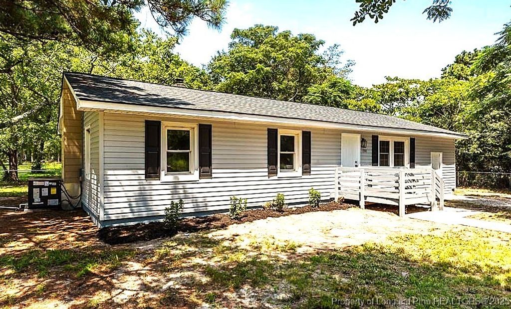 Photo of 190 Payton Place Road, Lumber Bridge, NC 28357 (MLS # 752034)