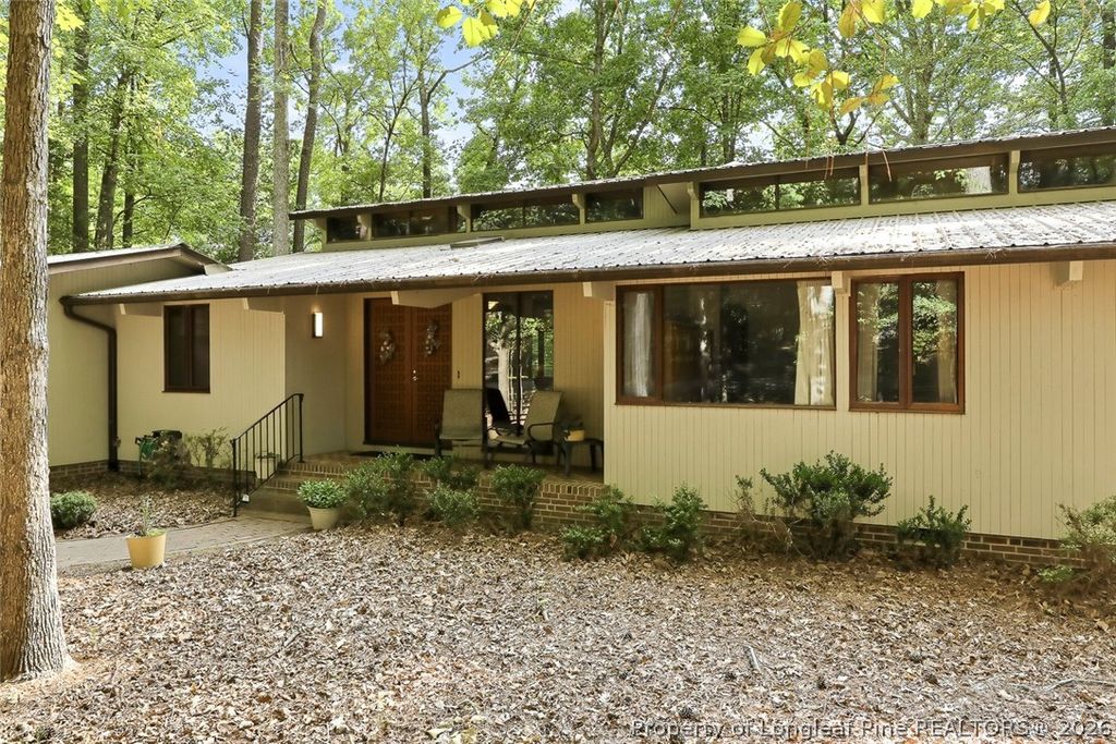 Photo of 562 Chelsea Drive, Sanford, NC 27332 (MLS # 763166)