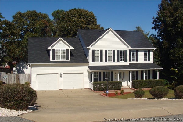 305 CRESTHAVEN DR, SANFORD, NC 27332 - Image 0d11df7ef28f097a96f68d49b6ba1a8c/2430375336