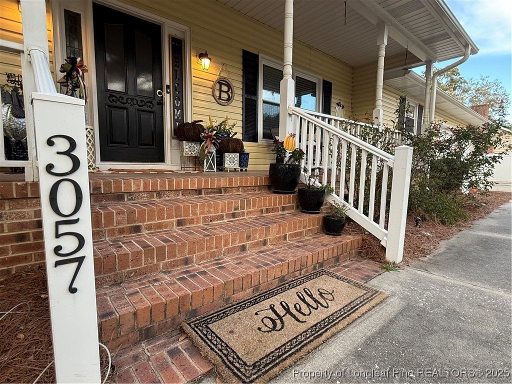 Photo of 3057 Westminster Road, Lumberton, NC 28360 (MLS # 752707)