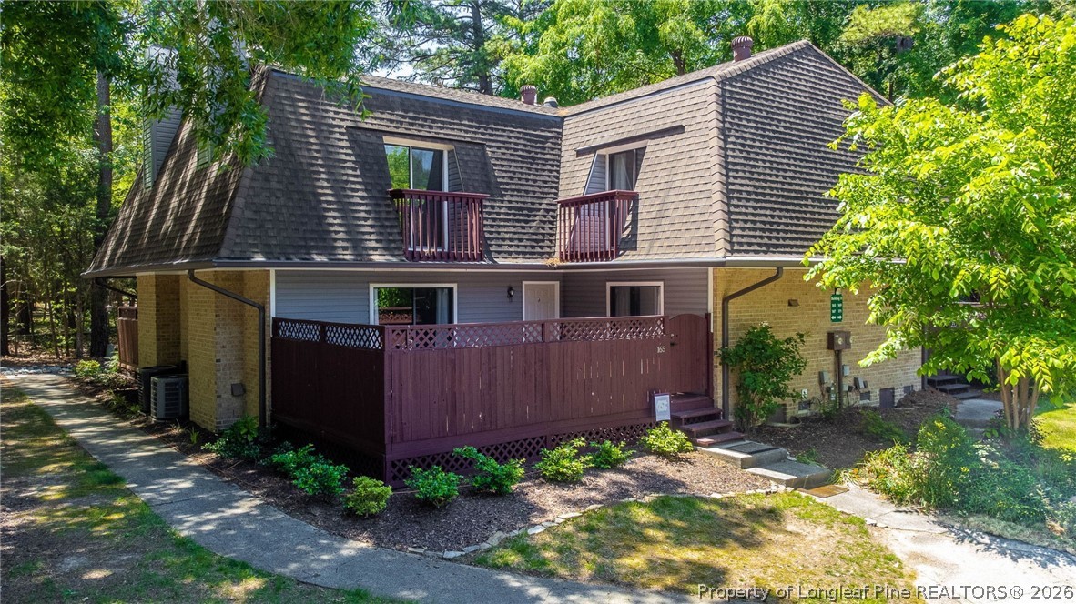 Photo 1 of 41 — 165 Springberry Lane 165, Chapel Hill, NC 27517