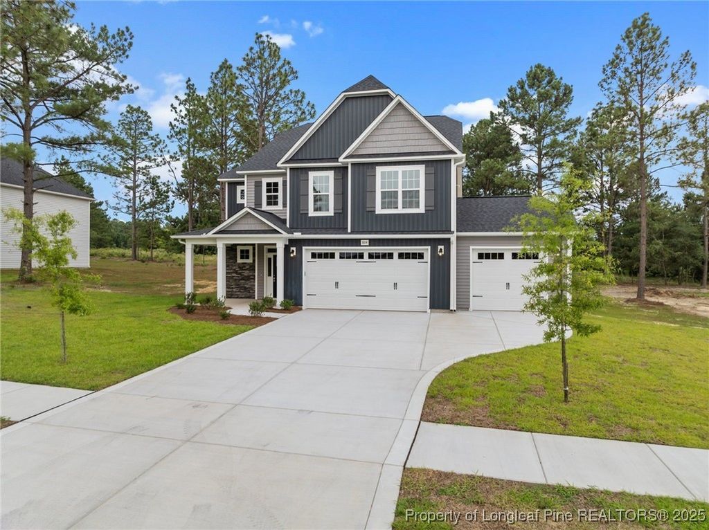 Photo of 804 Winds Way, Aberdeen, NC 28315 (MLS # 752078)