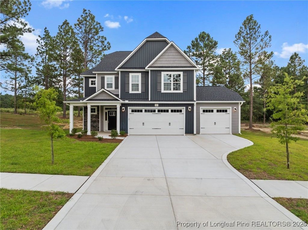 Photo of 804 Winds Way, Aberdeen, NC 28315 (MLS # 752078)