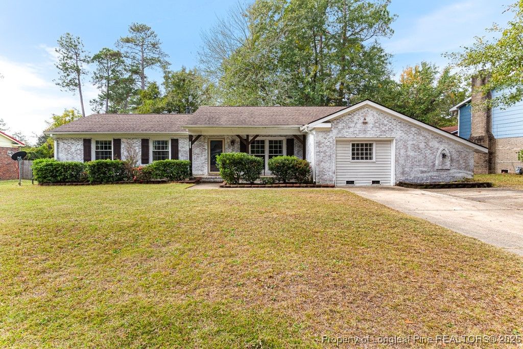 Photo of 7021 Kittridge Drive, Fayetteville, NC 28314 (MLS # 753075)