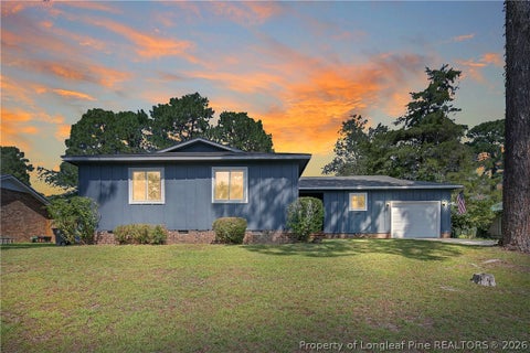 Photo of 2048 Lakeridge Drive, Fayetteville, NC 28304 (MLS # 769447)