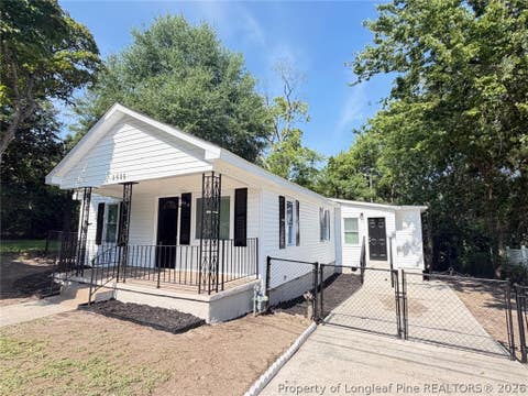 Photo of 1511 PIERCE Street, Fayetteville, NC 28305 (MLS # 767813)