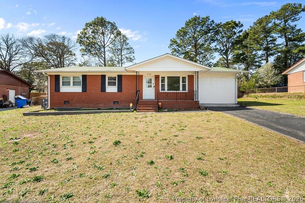 Photo of 1334 Devonshire Drive, Fayetteville, NC 28304 (MLS # 759854)