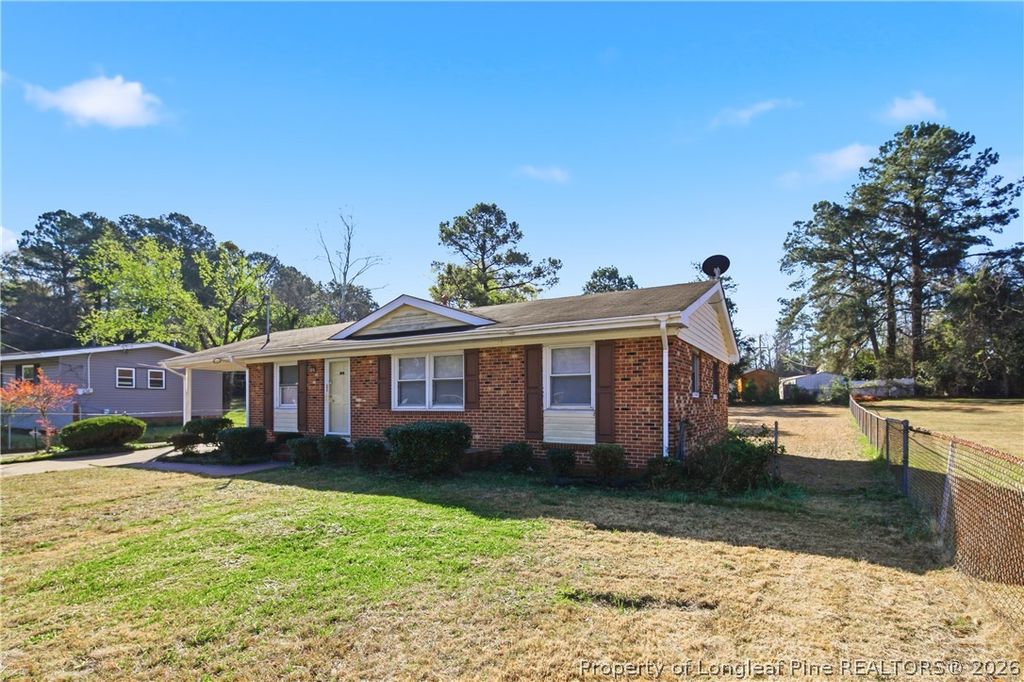 Photo of 2811 Coronada Parkway, Fayetteville, NC 28306 (MLS # 759222)