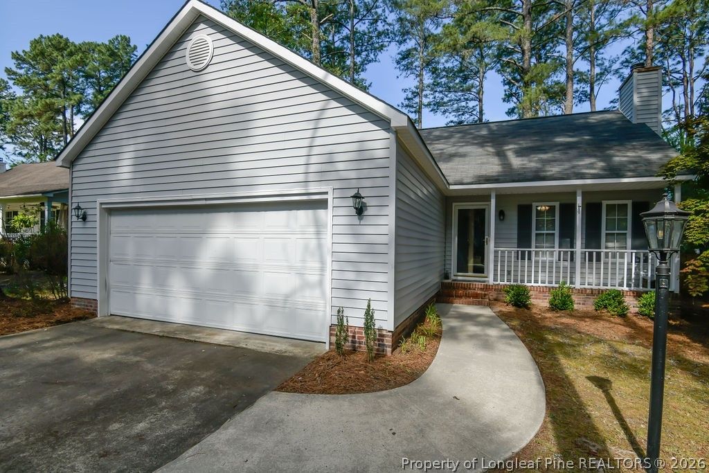 Photo of 2545 SW Longleaf Drive SW, Pinehurst, NC 28374 (MLS # 766185)