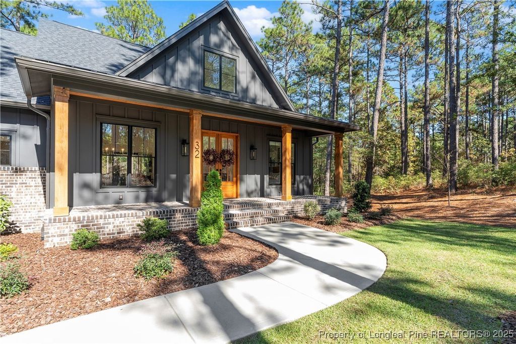 Photo of 32 Chestertown Drive, Pinehurst, NC 28374 (MLS # 752157)