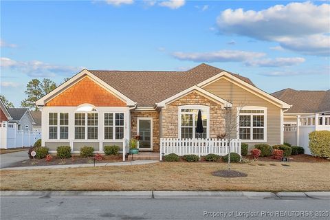 176 Nandina Court Fayetteville NC 28311