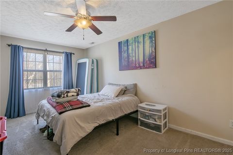 A home in Raeford